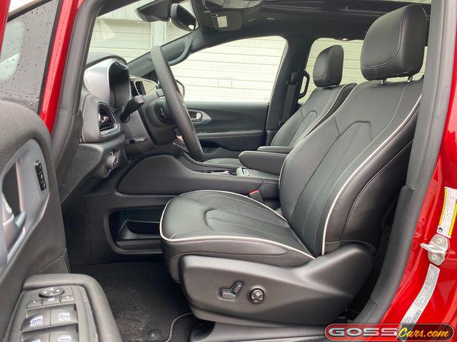 2026 Chrysler Pacifica Limited AWD