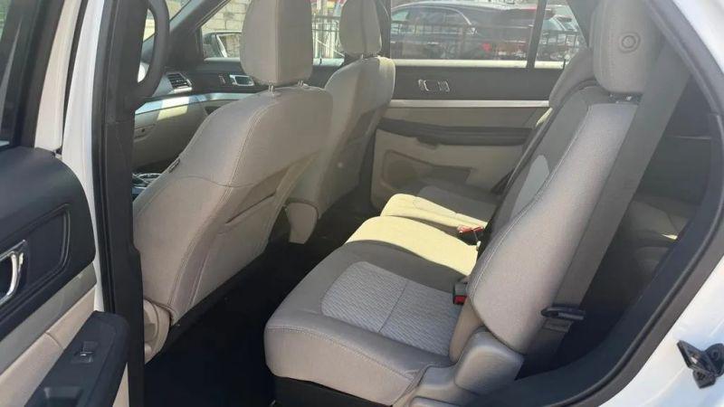 2018 Ford Explorer Base
