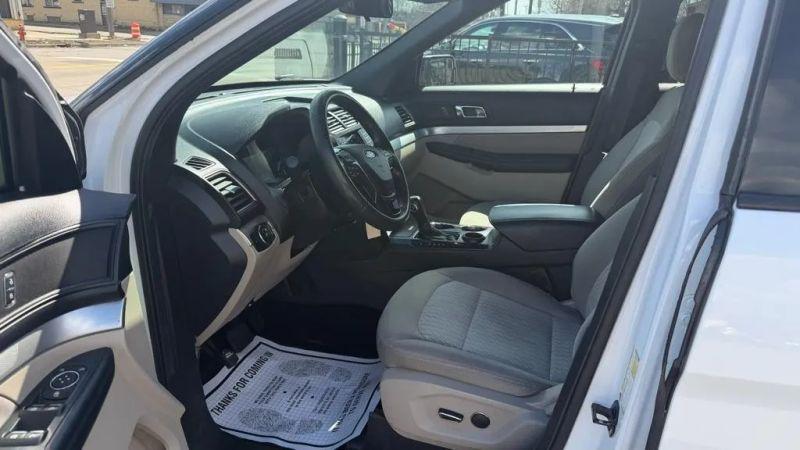 2018 Ford Explorer Base