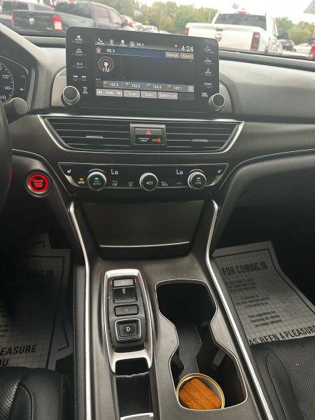 2019 Honda Accord EX-L 2.0T