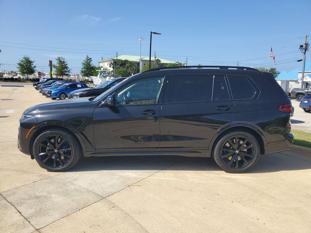 2024 BMW X7 M60i