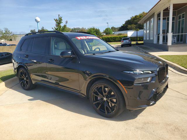 2024 BMW X7 M60i