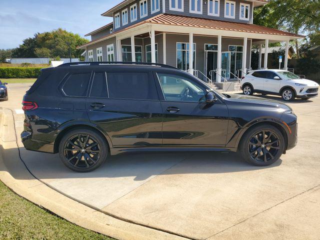 2024 BMW X7 M60i