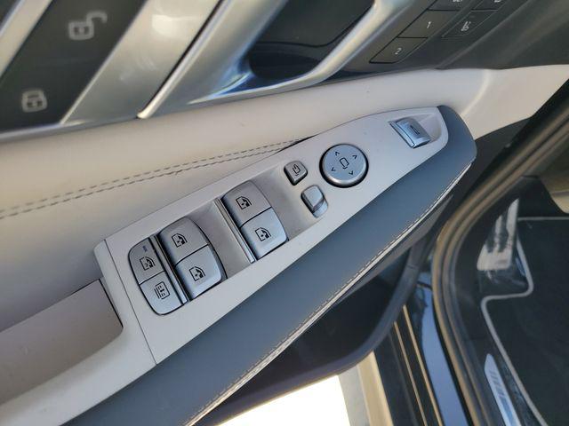 2024 BMW X7 M60i