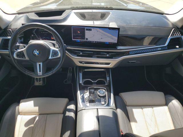 2024 BMW X7 M60i