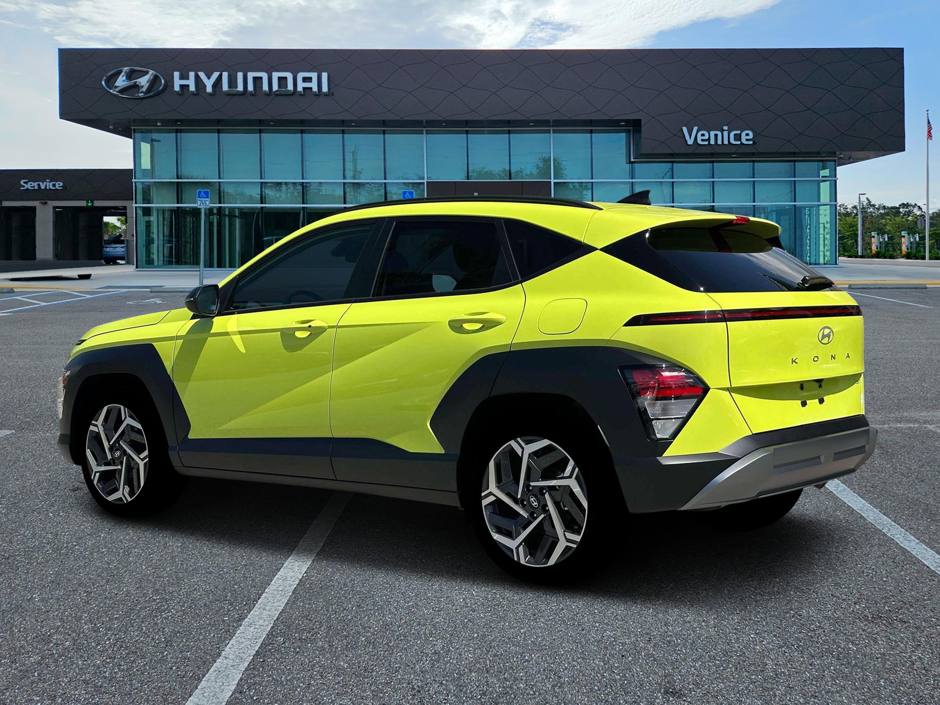 2026 Hyundai KONA SEL Premium FWD - Image 4