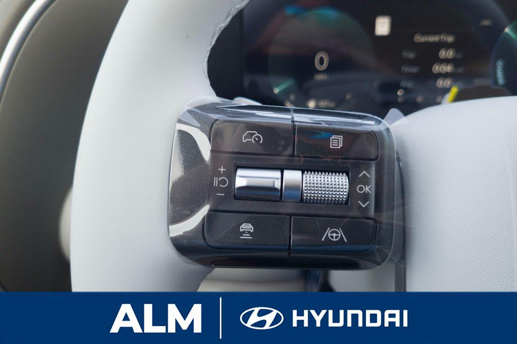 New 2026 Gray Pearl HYUNDAI Blue SEL 7P image 28