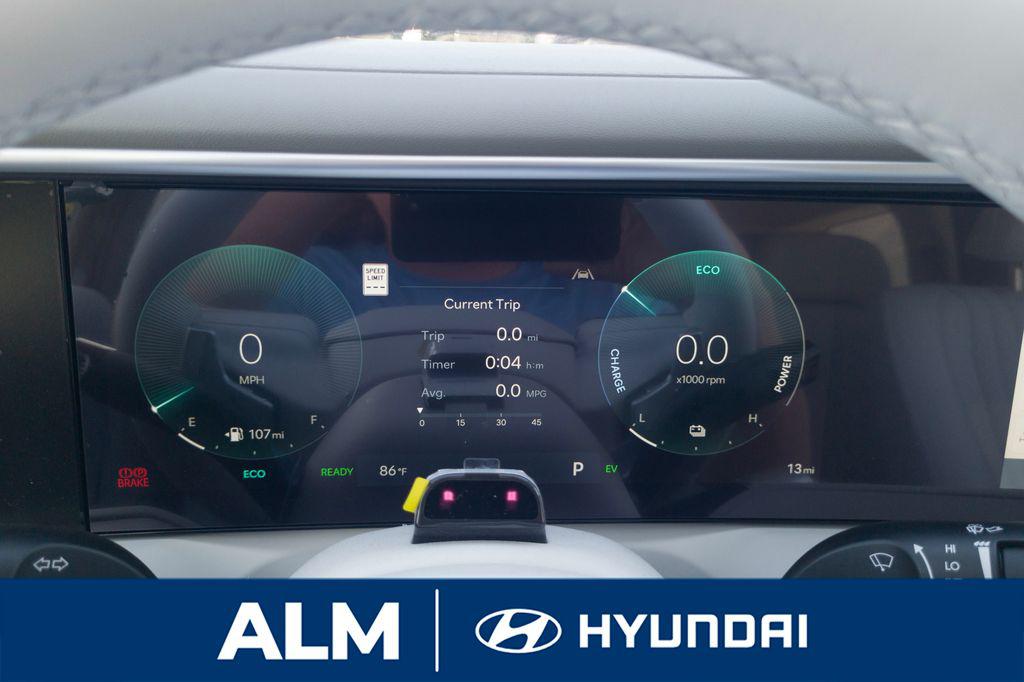 New 2026 Gray Pearl HYUNDAI Blue SEL 7P image 29