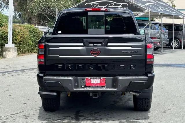 2026 Nissan Frontier Crew Cab PRO-4X 4x4
