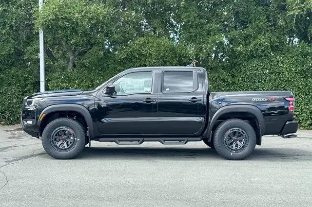 2026 Nissan Frontier Crew Cab PRO-4X 4x4