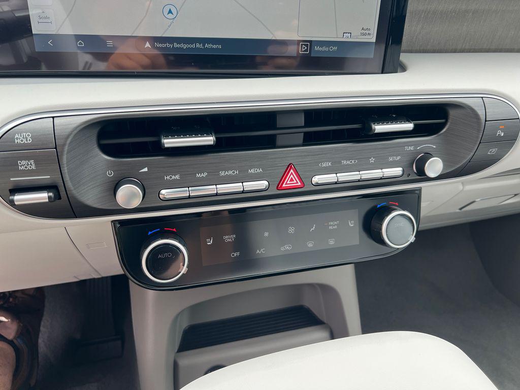 New 2026 Silver HYUNDAI Blue SEL 8P image 28