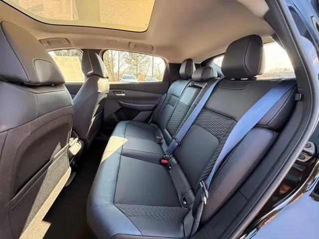 2026 Nissan LEAF PLATINUM+