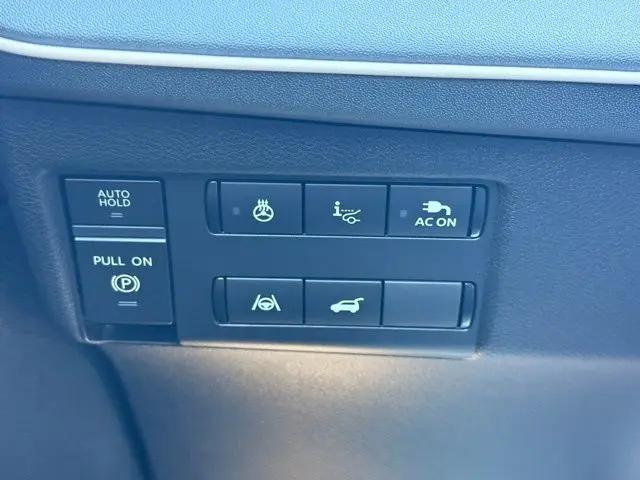 2026 Nissan LEAF PLATINUM+