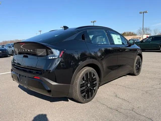 2026 Nissan LEAF PLATINUM+