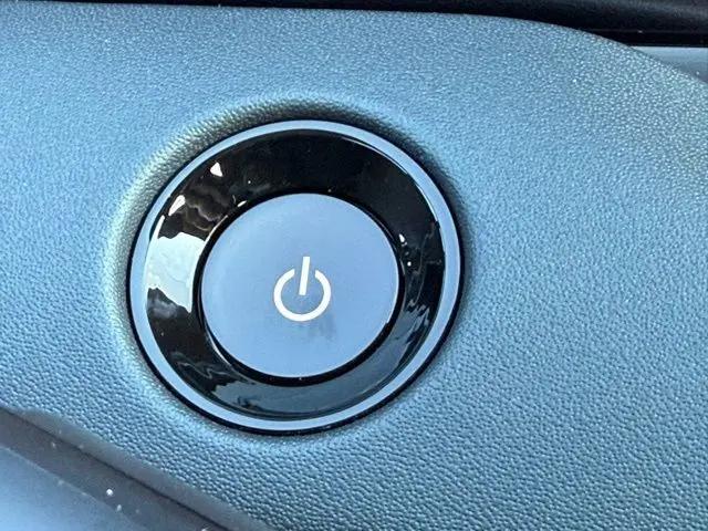 2026 Nissan LEAF PLATINUM+