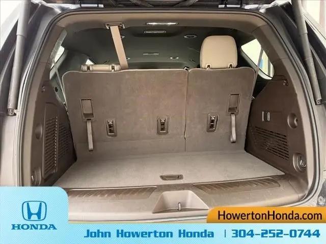 2023 GMC Yukon 4WD SLT