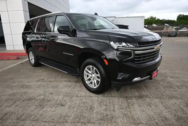 2024 Chevrolet Suburban 2WD LT