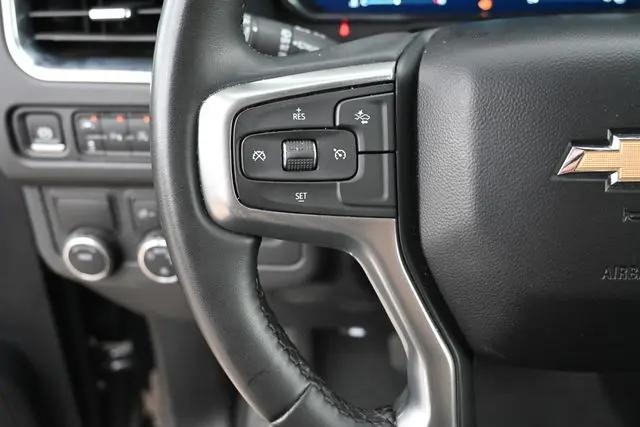 2024 Chevrolet Suburban 2WD LT