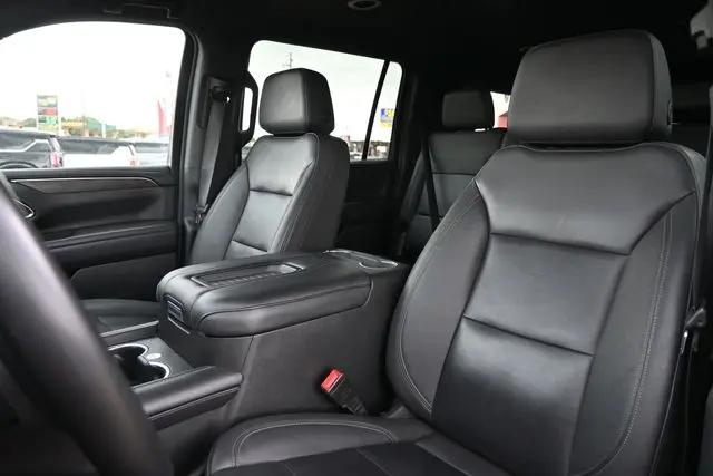 2024 Chevrolet Suburban 2WD LT