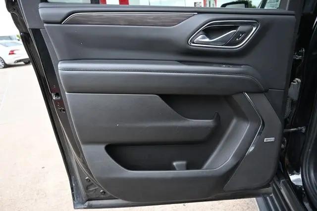 2024 Chevrolet Suburban 2WD LT