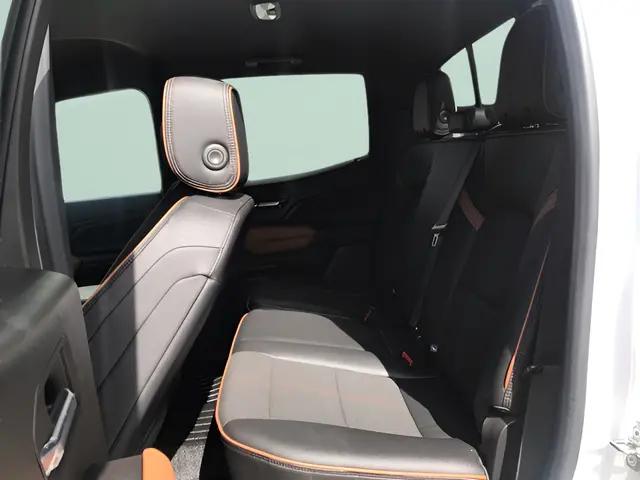 2023 GMC Canyon 4WD Crew Cab Short Box AT4