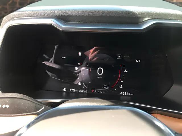 2023 GMC Canyon 4WD Crew Cab Short Box AT4