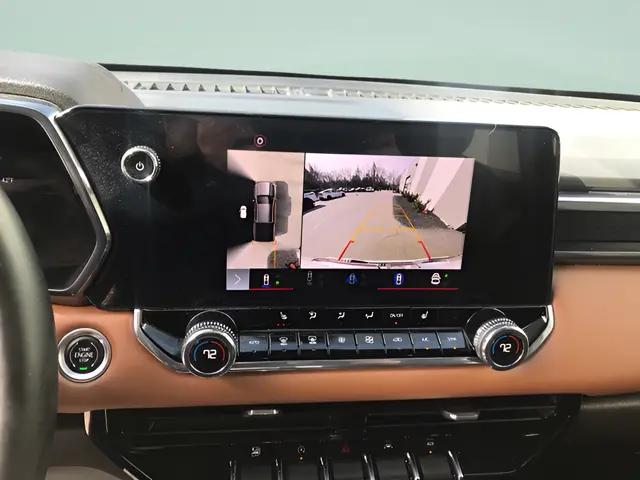 2023 GMC Canyon 4WD Crew Cab Short Box AT4