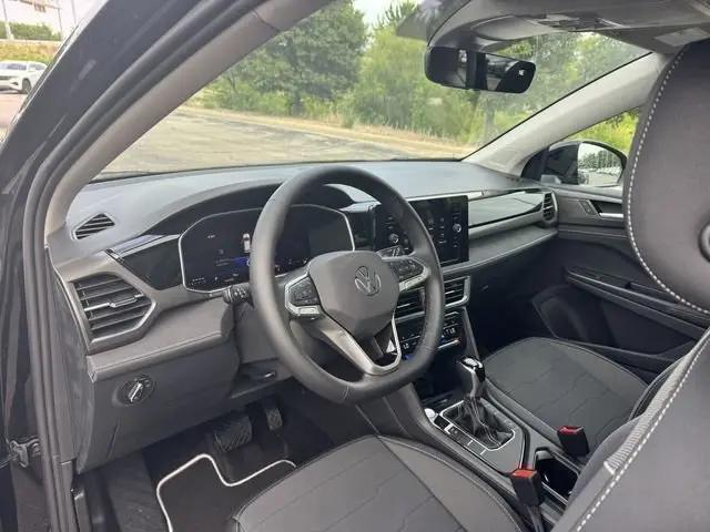 2026 Volkswagen Taos SE Black