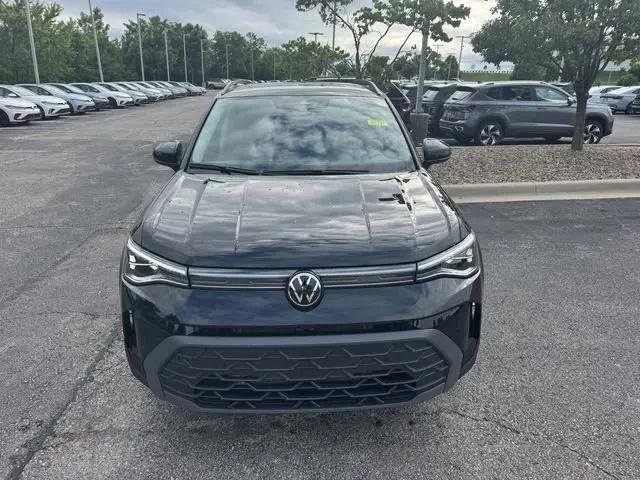 2026 Volkswagen Taos SE Black