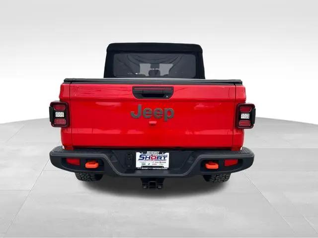 2024 Jeep Gladiator Sport