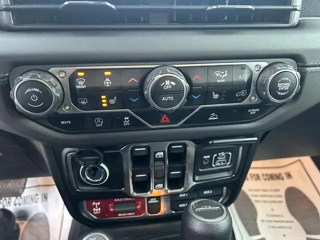 2024 Jeep Gladiator Sport