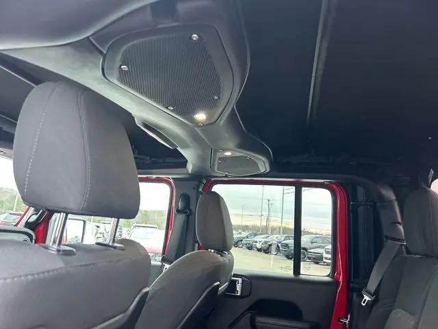 2024 Jeep Gladiator Sport