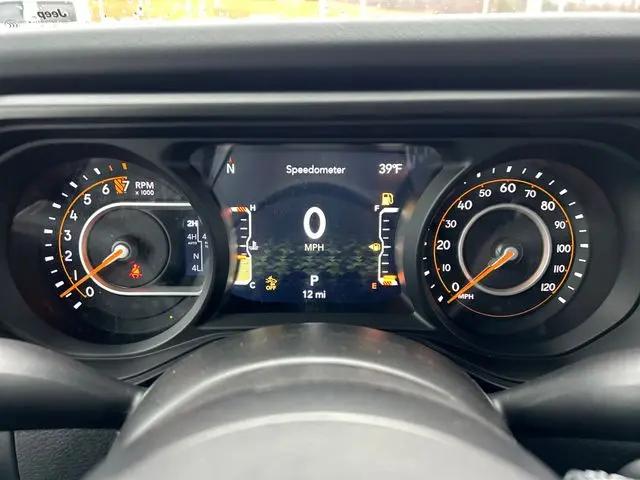 2026 Jeep Gladiator Sport