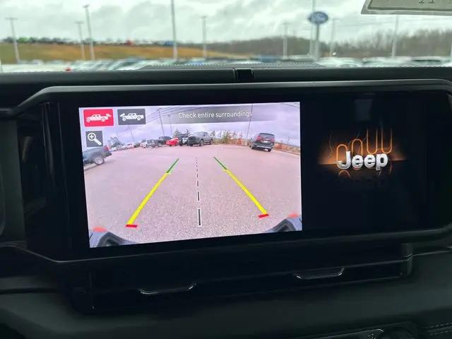 2026 Jeep Gladiator Sport
