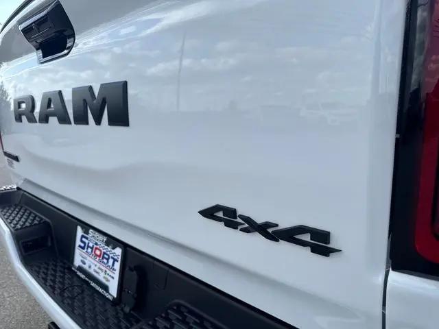 2026 Ram 1500 Big Horn Crew Cab 4x4 57 Box