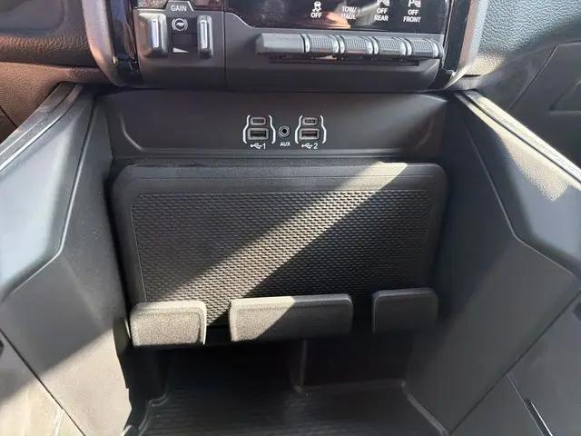 2026 Ram 2500 Big Horn Crew Cab 4x4 6'4" Box