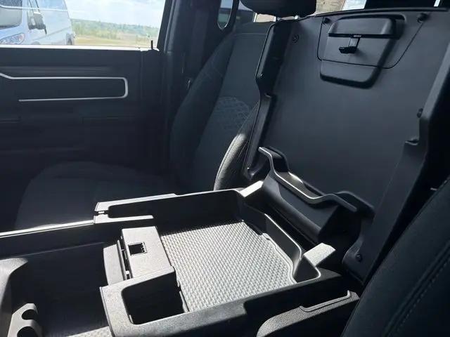 2026 Ram 2500 Big Horn Crew Cab 4x4 6'4" Box