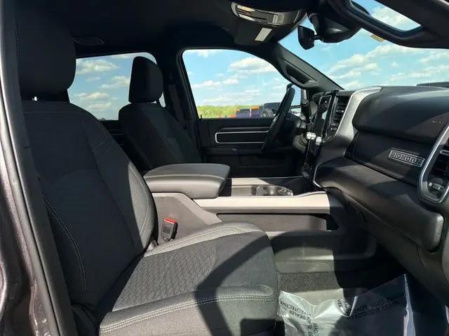 2026 Ram 2500 Big Horn Crew Cab 4x4 6'4" Box