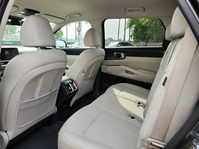 2026 Kia Sorento Hybrid EX