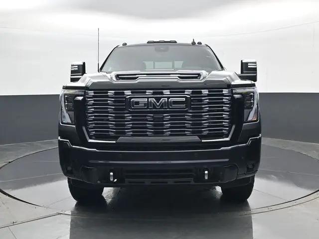 2026 GMC Sierra 2500HD Crew Cab, Standard Bed, Denali Ultimate, 4WD