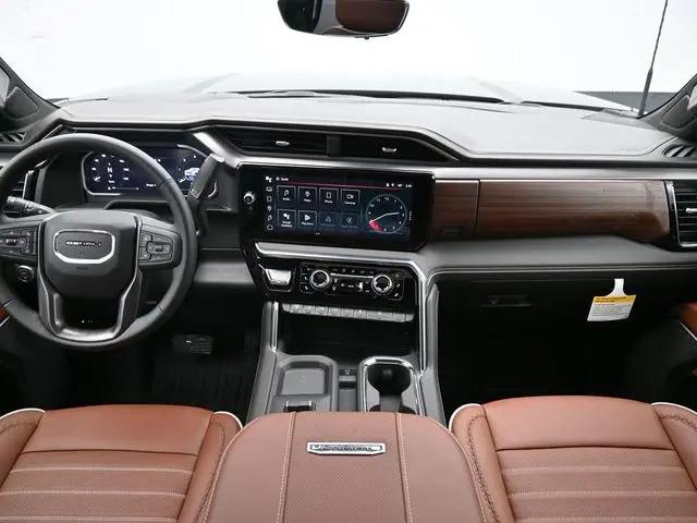 2026 GMC Sierra 2500HD Crew Cab, Standard Bed, Denali Ultimate, 4WD