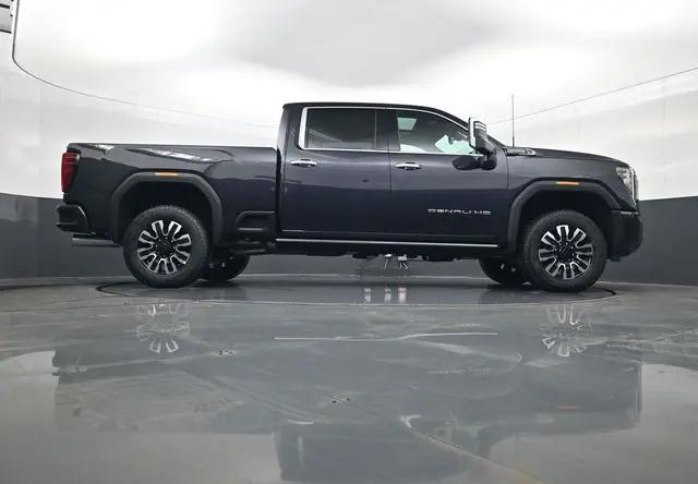 2026 GMC Sierra 2500HD Crew Cab, Standard Bed, Denali Ultimate, 4WD