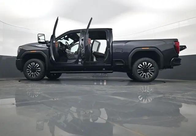 2026 GMC Sierra 2500HD Crew Cab, Standard Bed, Denali Ultimate, 4WD