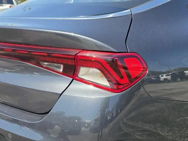 2023 Kia K5 EX