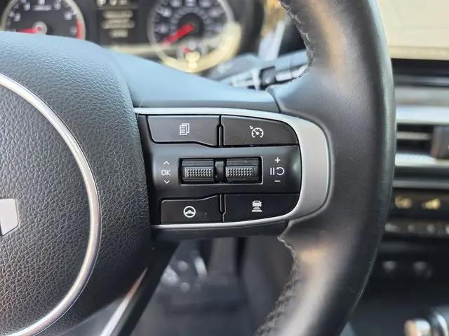 2023 Kia K5 EX