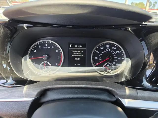 2023 Kia K5 EX