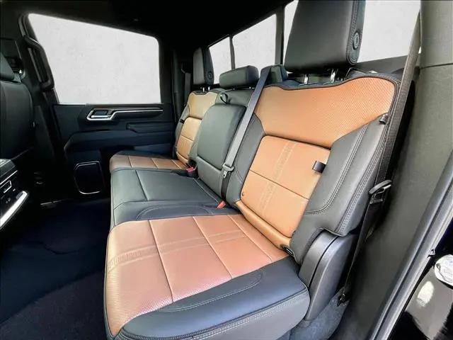 2026 Chevrolet Silverado 3500HD Crew Cab, Long Bed, High Country Dual Rear Wheel, RWD
