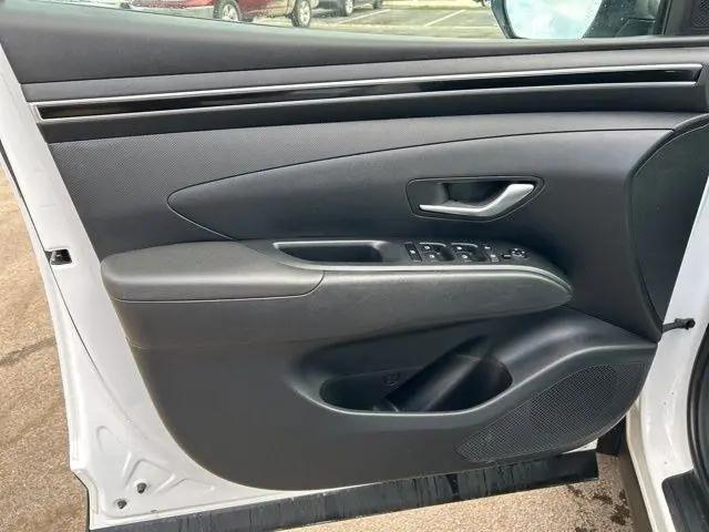 2022 Hyundai Tucson SE