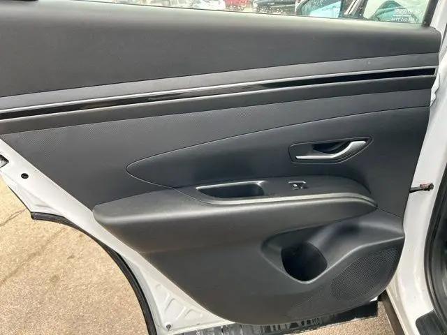 2022 Hyundai Tucson SE