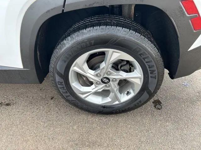 2022 Hyundai Tucson SE